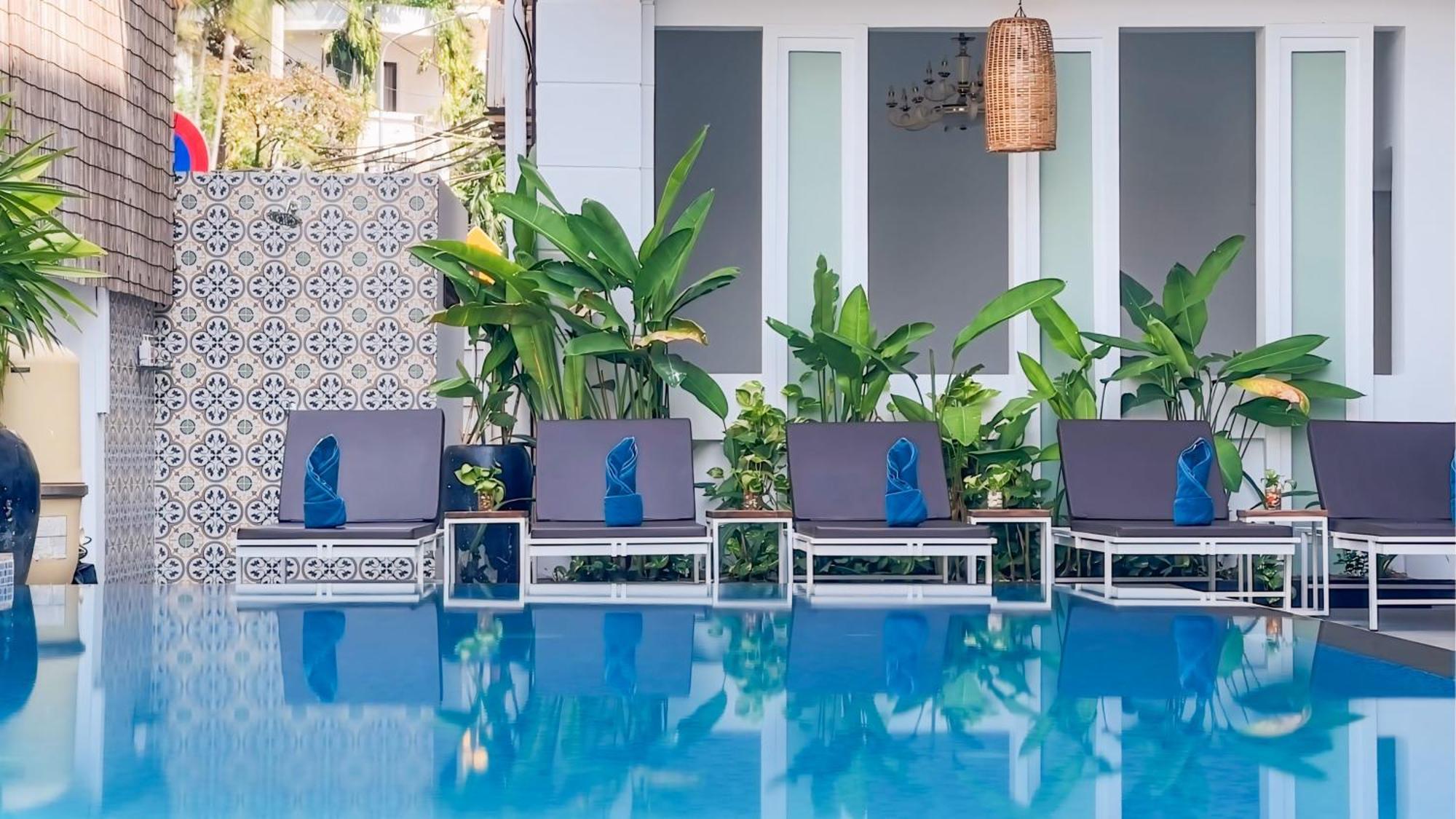 The Center Point Hotel Siem Reap Exterior photo