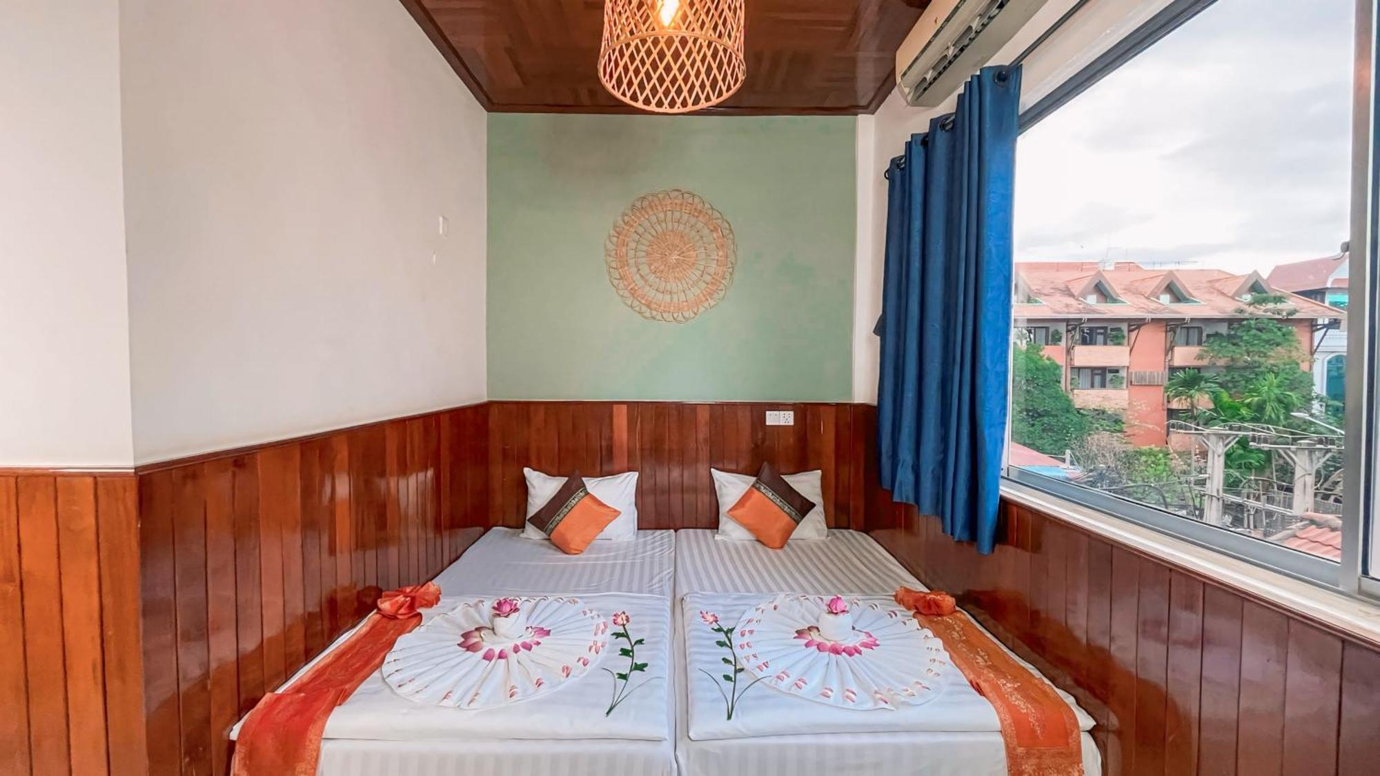 The Center Point Hotel Siem Reap Room photo